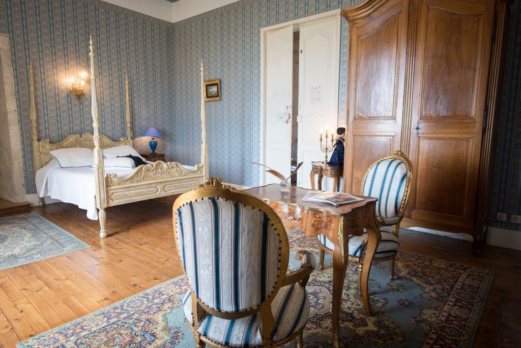 Chateau De Goudourvilleヴィラ エクステリア 写真
